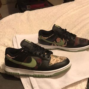Nike Dunk Low “Multi Camo” Size 7/Women’s 8.5